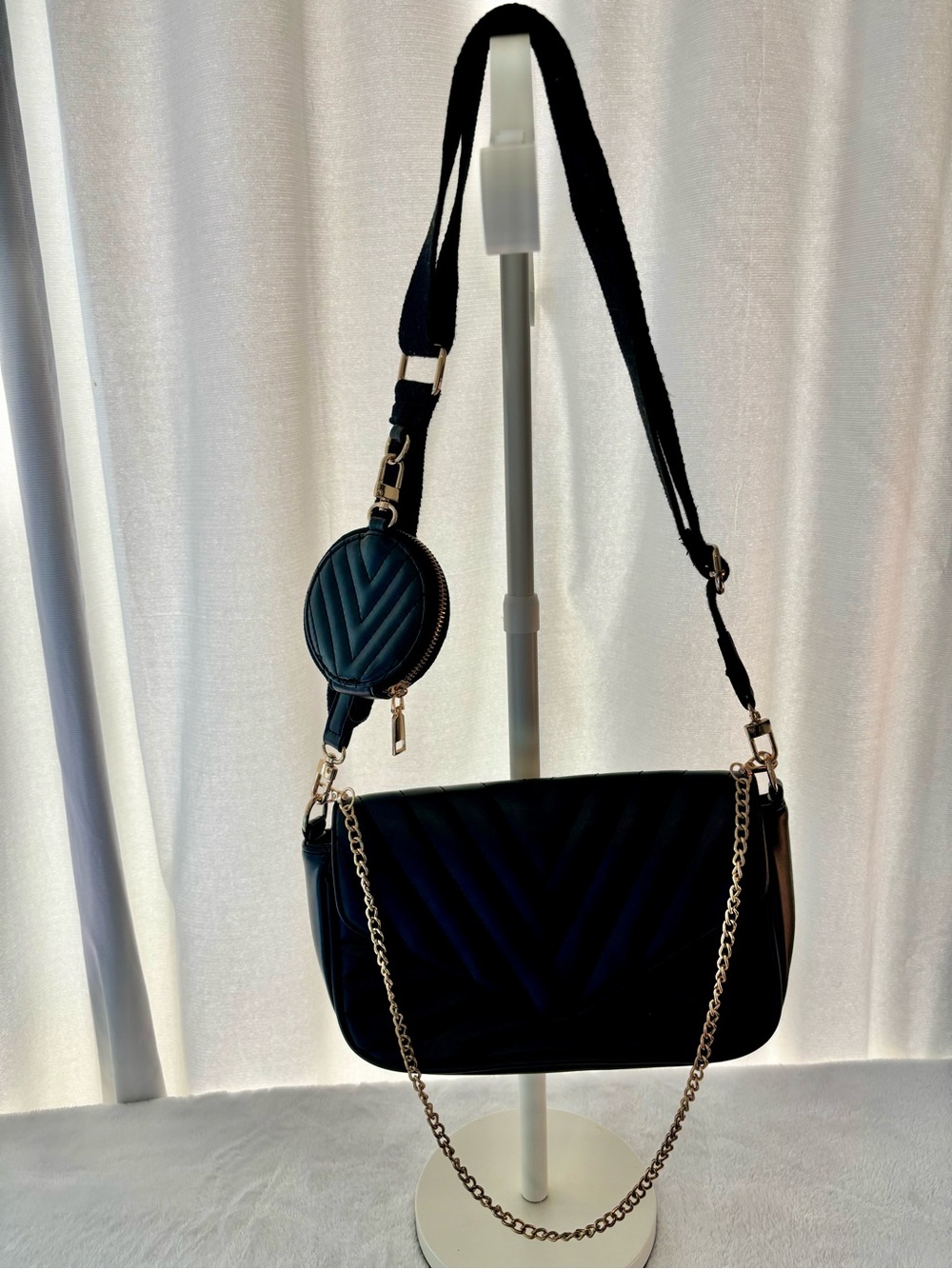 Black Quilted Shoulder Bag with Detachable Coin Pouch and Chain
